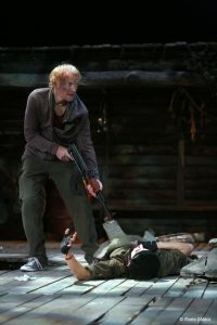 Richard Bovnoczki si Ciprian Nicula în No Man's Land - Fotografie de teatru - ghioca.eu